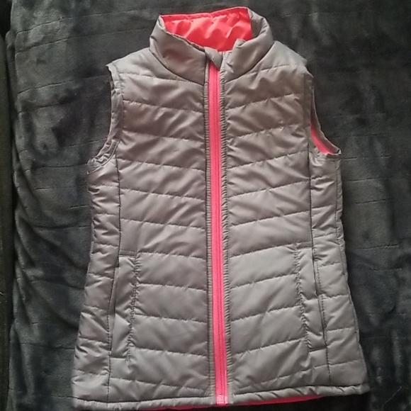Lightweight Vest - Picture 2 of 3